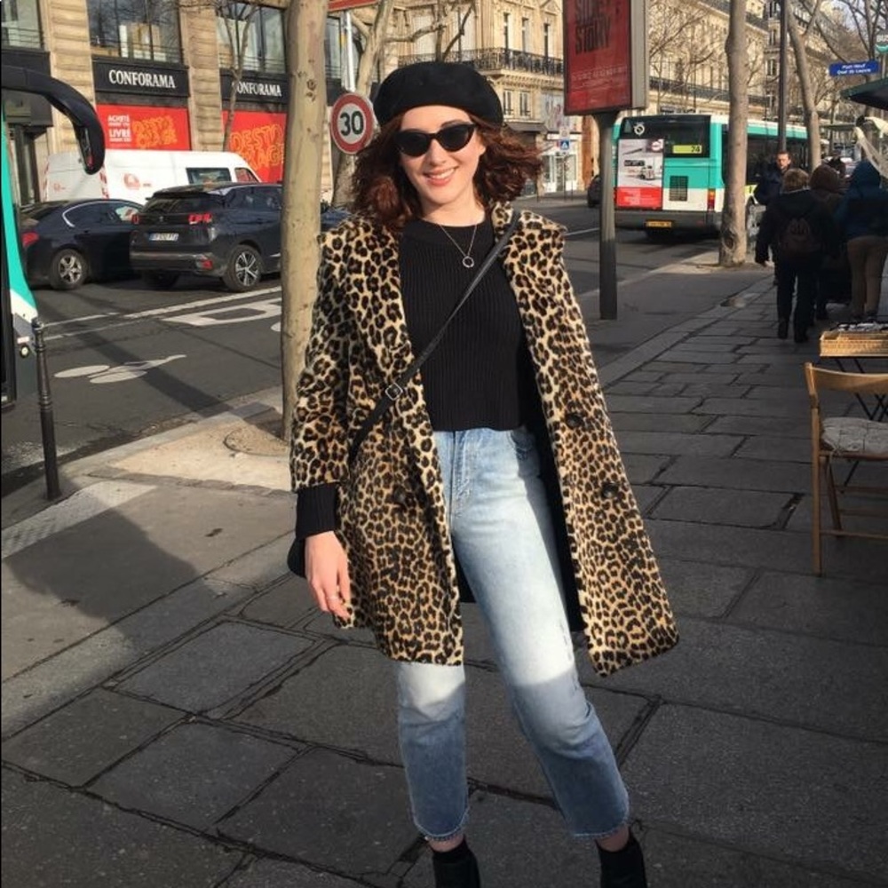 Meet your Posher, Veronica